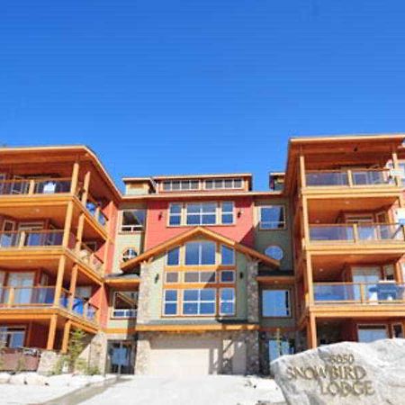 Snowbird Lodge Westbank Luaran gambar